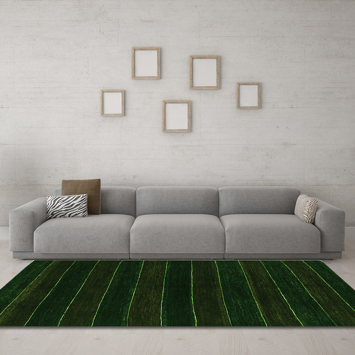 Machine Washable Abstract Green Contemporary Area Rugs in a Living Room,, wshcon300grn