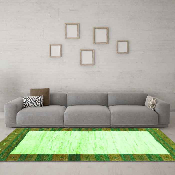 Machine Washable CON3010X Green CON3010X Area Rugs in a Living Room,, wshcon3010grn