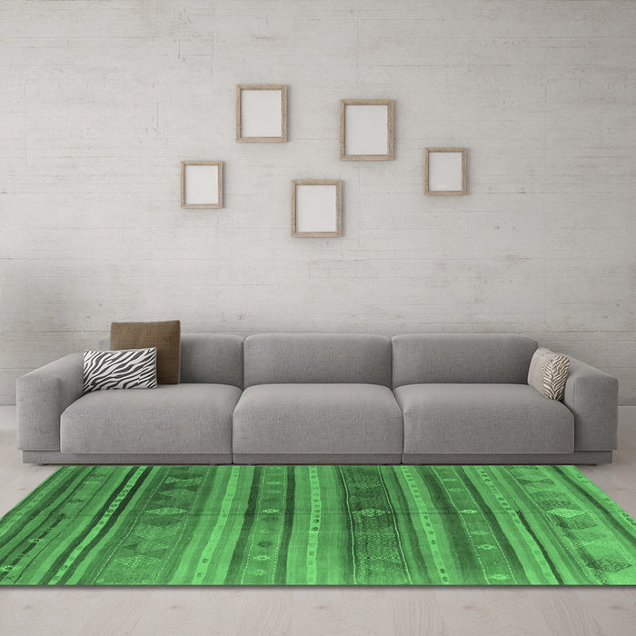 Machine Washable Southwestern Emerald Green Country Area Rugs in a Living Room,, wshcon3017emgrn