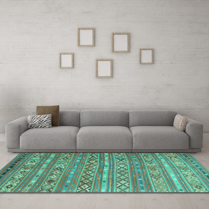 Machine Washable Oriental Turquoise Traditional Area Rugs in a Living Room,, wshcon3019turq