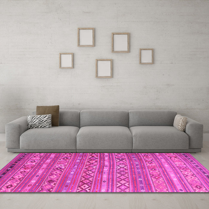 Machine Washable Oriental Pink Traditional Rug in a Living Room, wshcon3019pnk
