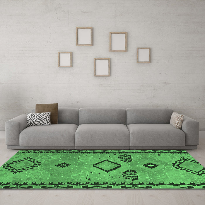 Machine Washable CON3024X Emerald Green CON3024X Area Rugs in a Living Room,, wshcon3024emgrn
