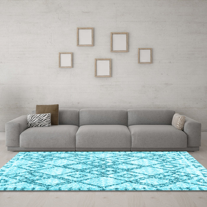 Machine Washable Abstract Light Blue Contemporary Rug in a Living Room, wshcon3025lblu