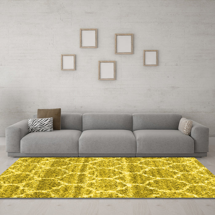 Machine Washable Trellis Yellow Modern Rug in a Living Room, wshcon3026yw