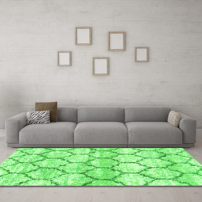 Machine Washable Trellis Green Modern Area Rugs in a Living Room,, wshcon3027grn