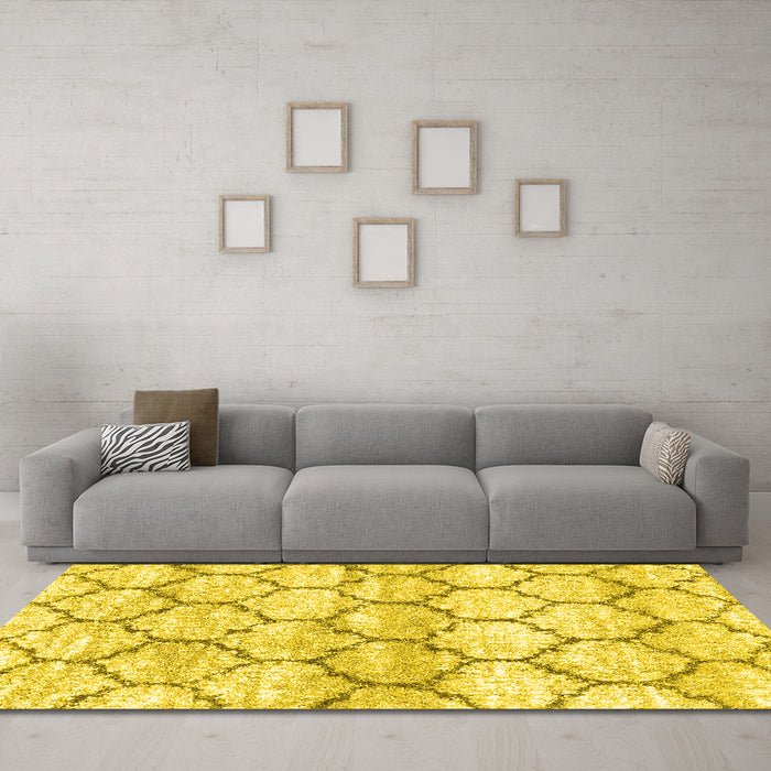 Machine Washable Trellis Yellow Modern Rug in a Living Room, wshcon3027yw