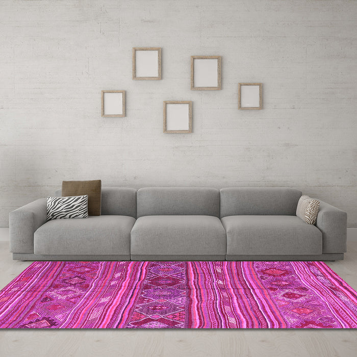 Machine Washable Oriental Pink Traditional Rug in a Living Room, wshcon3031pnk