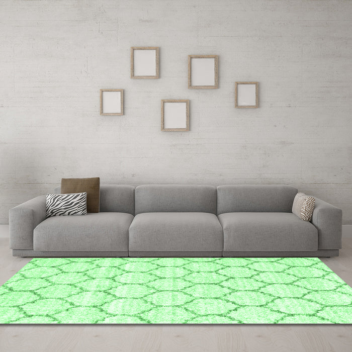 Machine Washable Terrilis Emerald Green Contemporary Area Rugs in a Living Room,, wshcon3039emgrn