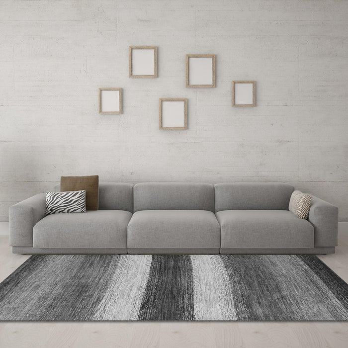Machine Washable Abstract Gray Contemporary Rug in a Living Room,, wshcon303gry