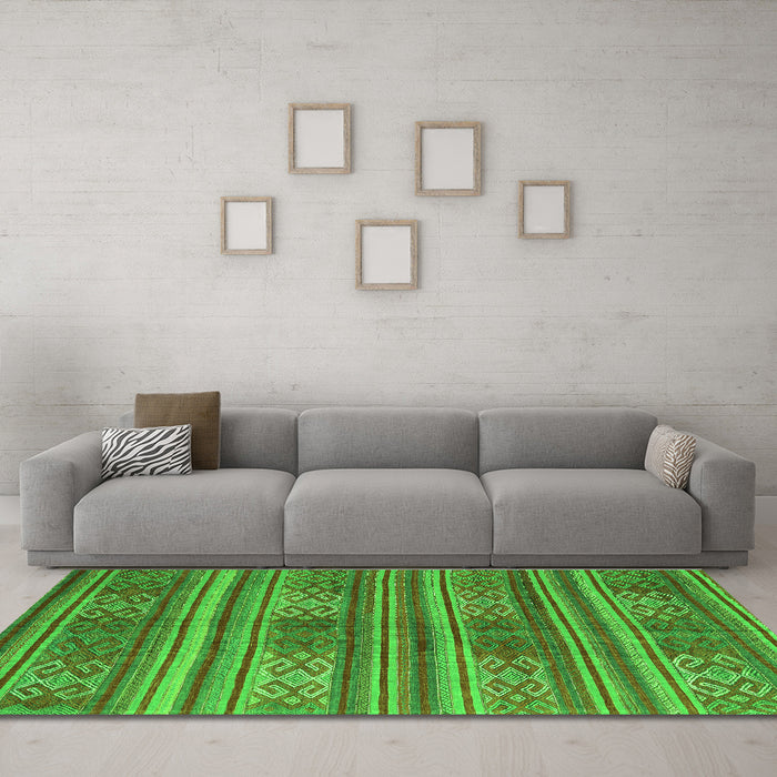 Machine Washable Southwestern Green Country Area Rugs in a Living Room,, wshcon3043grn