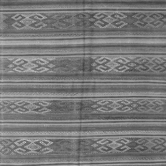 Serging Thickness of Southwestern Gray Country Rug, con3043gry
