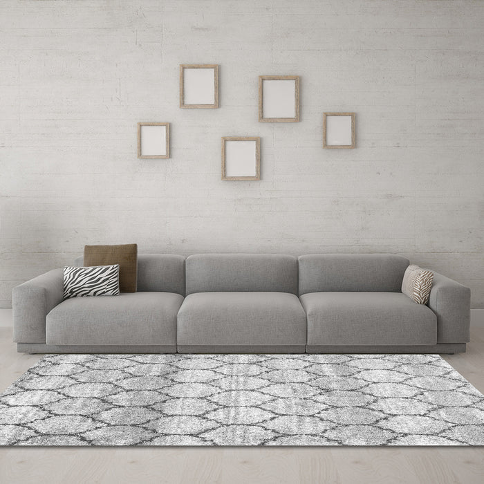 Trellis Gray Modern Rug in a Living Room,, wshcon3058gry