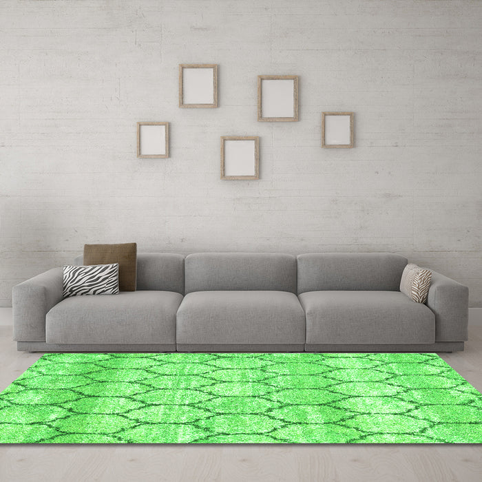 Trellis Green Modern Area Rugs in a Living Room,, wshcon3059grn