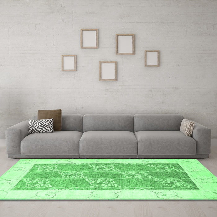 Machine Washable Abstract Emerald Green Contemporary Area Rugs in a Living Room,, wshcon305emgrn