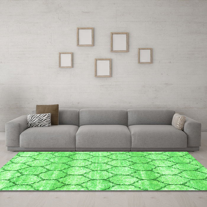 Trellis Green Modern Area Rugs in a Living Room,, wshcon3065grn