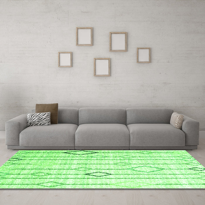 Machine Washable Solid Green Modern Area Rugs in a Living Room,, wshcon3067grn