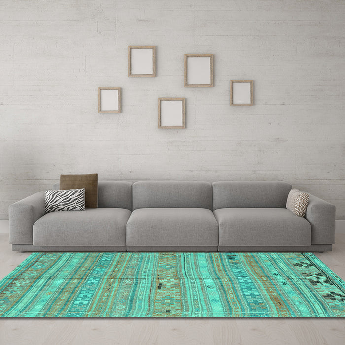 Machine Washable Southwestern Turquoise Country Area Rugs in a Living Room,, wshcon3070turq