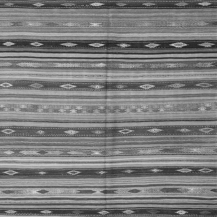 Serging Thickness of Southwestern Gray Country Rug, con3071gry