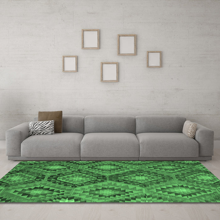 Machine Washable Southwestern Emerald Green Country Area Rugs in a Living Room,, wshcon3072emgrn