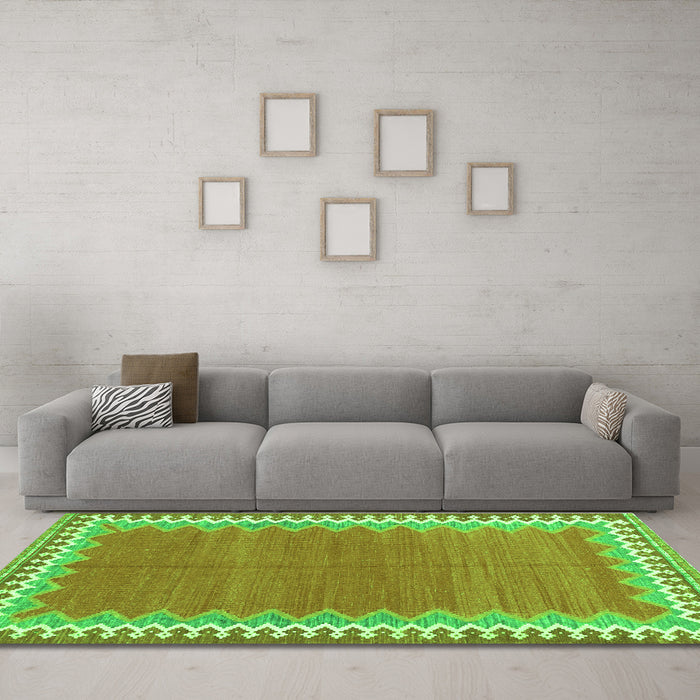 Machine Washable CON3077X Green CON3077X Area Rugs in a Living Room,, wshcon3077grn