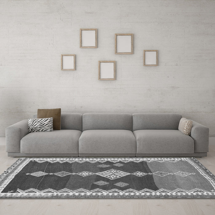 Machine Washable Abstract Gray Contemporary Rug in a Living Room,, wshcon3079gry