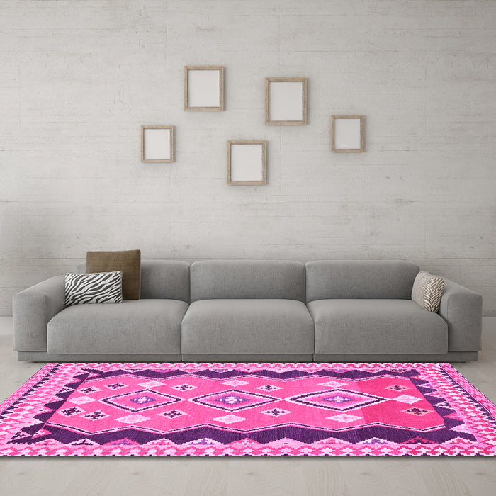 Machine Washable Oriental Pink Traditional Rug in a Living Room, wshcon3082pnk