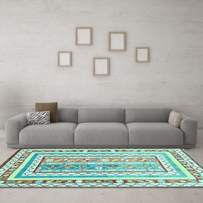 Machine Washable Oriental Light Blue Traditional Rug in a Living Room, wshcon3084lblu