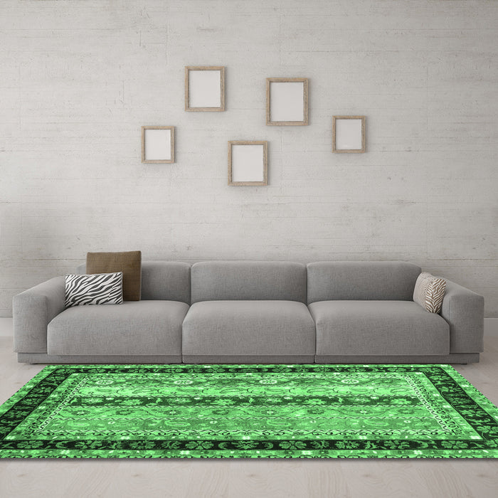Machine Washable Abstract Emerald Green Contemporary Area Rugs in a Living Room,, wshcon3085emgrn