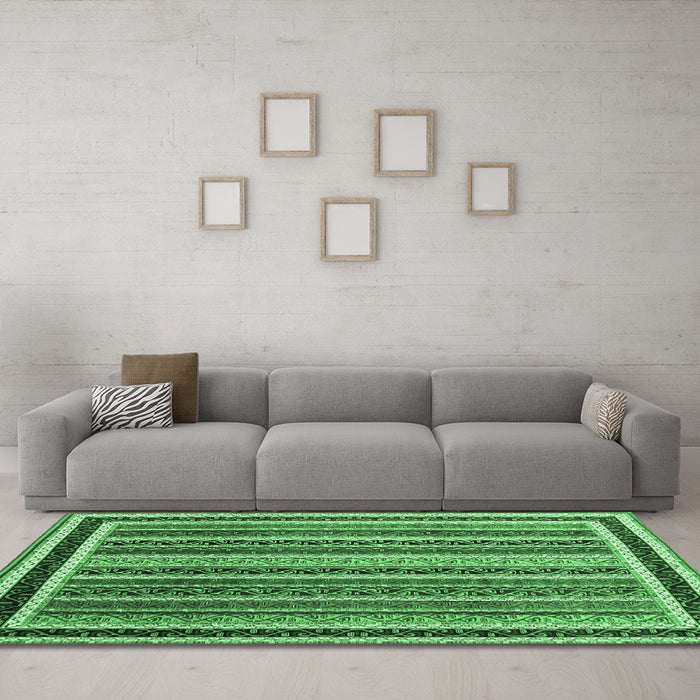 Machine Washable Abstract Emerald Green Contemporary Area Rugs in a Living Room,, wshcon3086emgrn