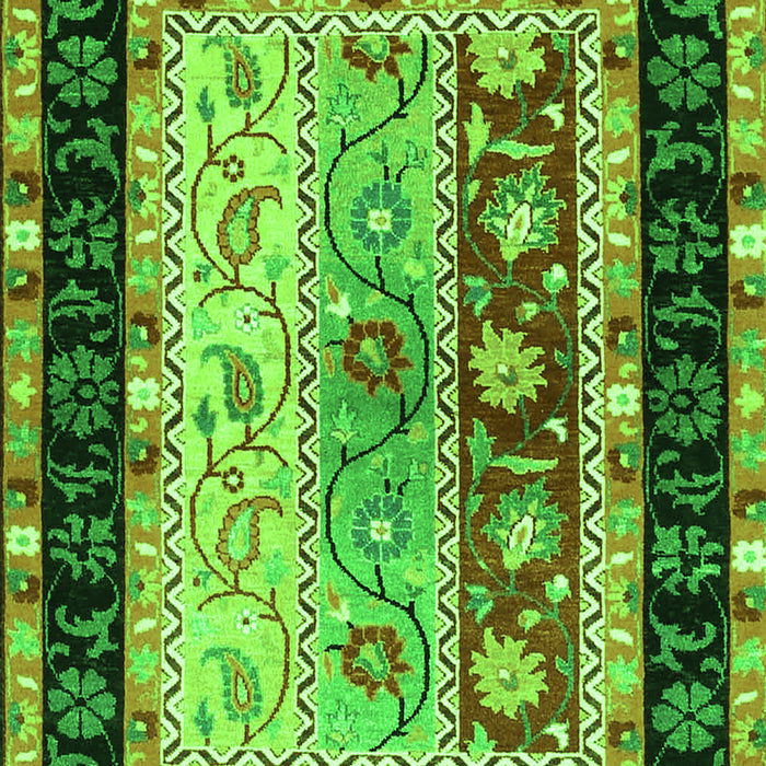 Serging Thickness of Machine Washable CON3090X Green CON3090X Area Rugs, wshcon3090grn