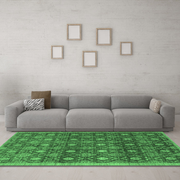 Machine Washable Abstract Emerald Green Contemporary Area Rugs in a Living Room,, wshcon314emgrn