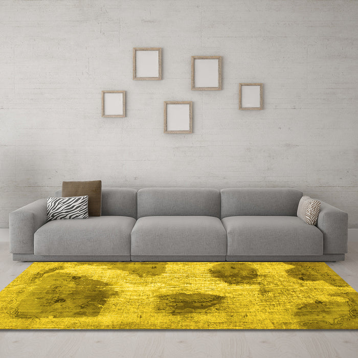 Machine Washable Abstract Yellow Contemporary Rug in a Living Room, wshcon317yw