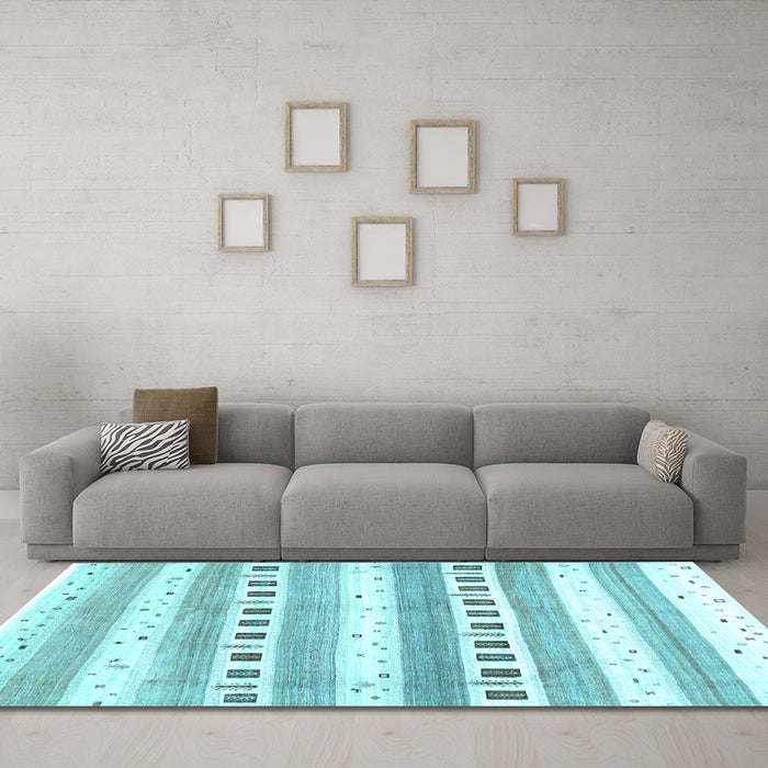 Machine Washable Solid Light Blue Modern Rug in a Living Room, wshcon318lblu