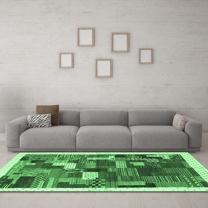 Machine Washable Abstract Emerald Green Contemporary Area Rugs in a Living Room,, wshcon322emgrn