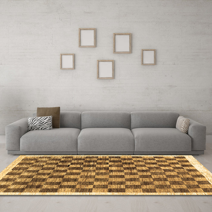 Machine Washable Checkered Brown Modern Rug in a Living Room,, wshcon323brn