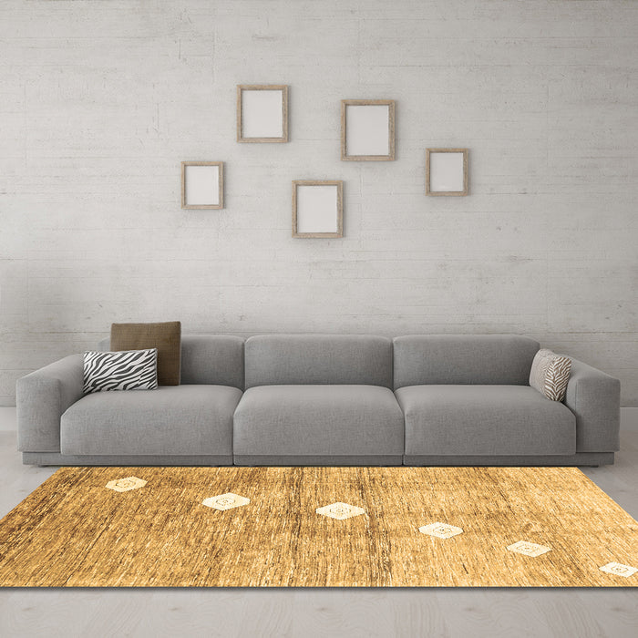Machine Washable Abstract Brown Contemporary Rug in a Living Room,, wshcon324brn