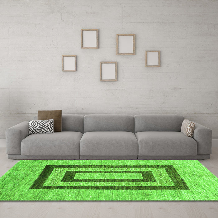 Machine Washable Abstract Green Contemporary Area Rugs in a Living Room,, wshcon326grn