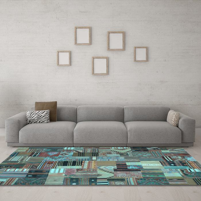 Machine Washable Patchwork Light Blue Transitional Rug in a Living Room, wshcon337lblu