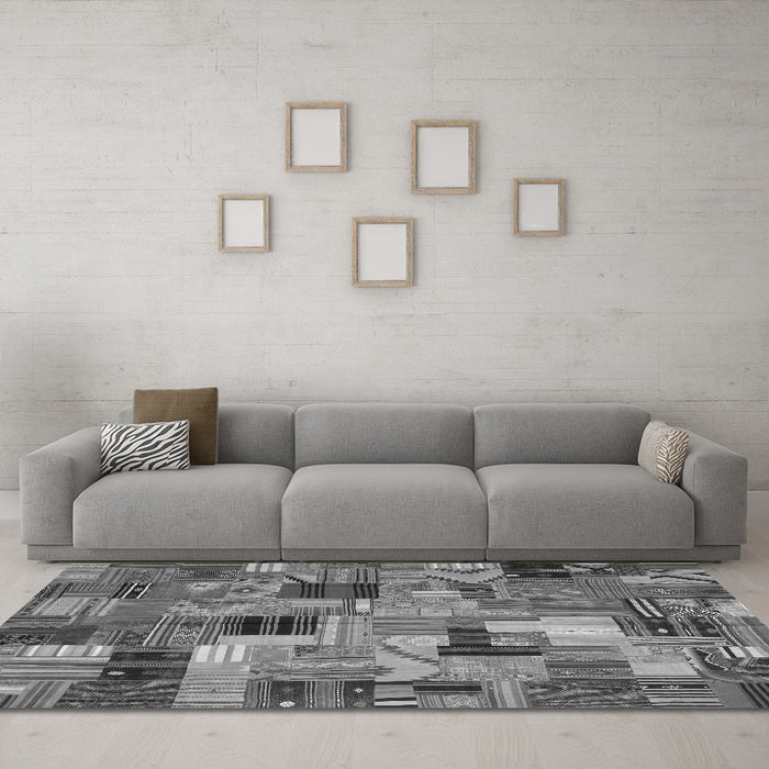 Machine Washable Patchwork Gray Transitional Rug in a Living Room,, wshcon337gry