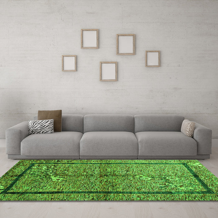 Machine Washable Abstract Green Contemporary Area Rugs in a Living Room,, wshcon349grn