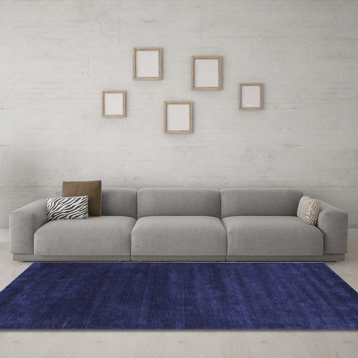 Machine Washable Abstract Blue Contemporary Rug in a Living Room, wshcon34blu