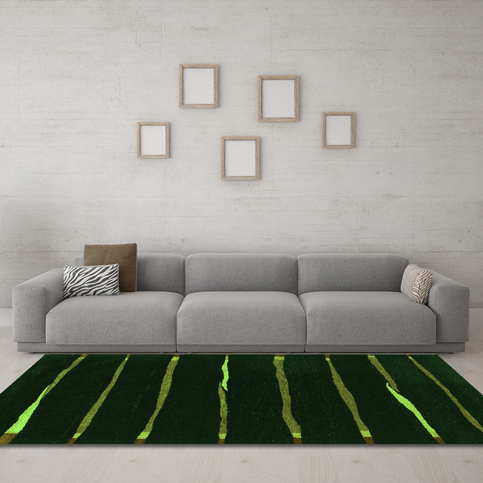 Machine Washable Abstract Green Contemporary Area Rugs in a Living Room,, wshcon356grn