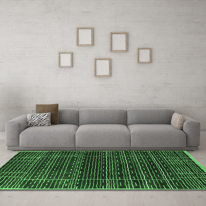 Machine Washable Abstract Emerald Green Contemporary Area Rugs in a Living Room,, wshcon360emgrn