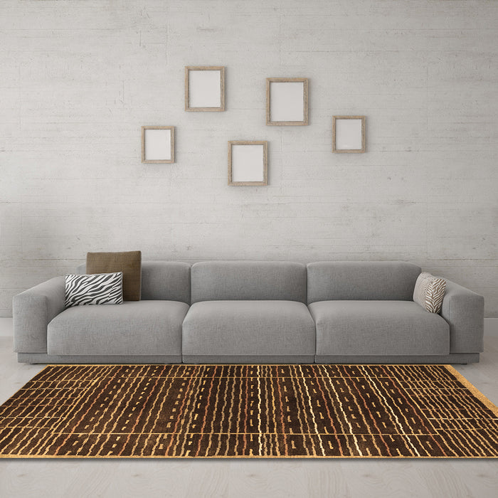 Machine Washable Abstract Brown Contemporary Rug in a Living Room,, wshcon360brn