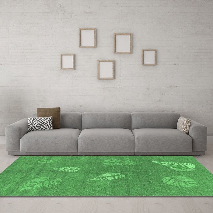 Machine Washable Abstract Emerald Green Contemporary Area Rugs in a Living Room,, wshcon365emgrn