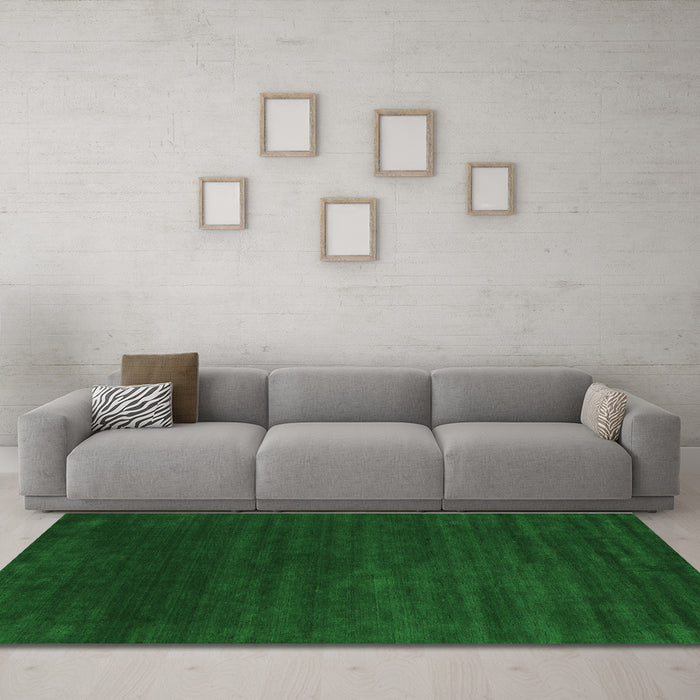 Machine Washable Abstract Green Contemporary Area Rugs in a Living Room,, wshcon36grn