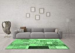 Machine Washable Patchwork Emerald Green Transitional Area Rugs in a Living Room,, wshcon373emgrn