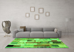 Machine Washable Patchwork Green Transitional Area Rugs in a Living Room,, wshcon375grn