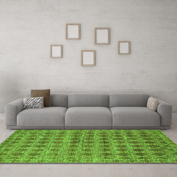 Machine Washable Abstract Green Contemporary Area Rugs in a Living Room,, wshcon379grn