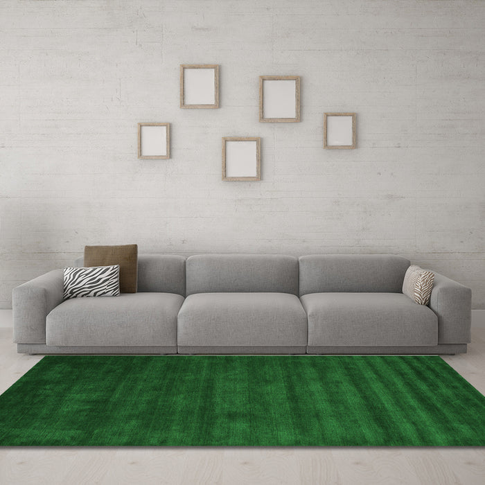 Machine Washable Abstract Green Contemporary Area Rugs in a Living Room,, wshcon37grn